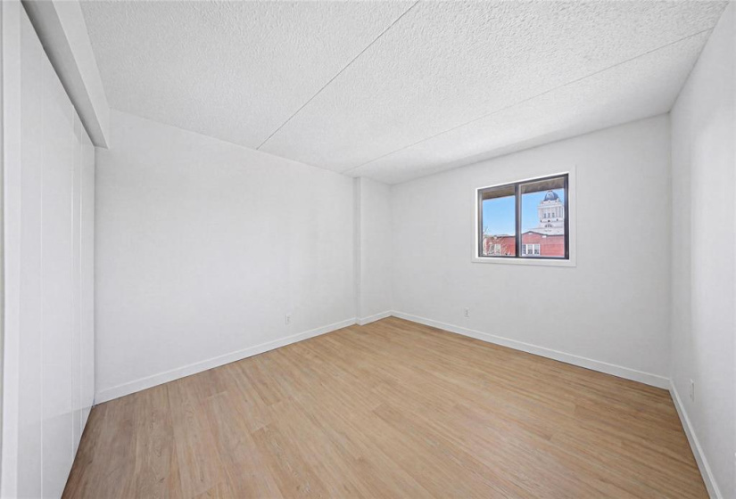 77 Edmonton, 1 Bedroom Bedrooms, 5 Rooms Rooms,1 BathroomBathrooms,Condominium,For Sale,Edmonton