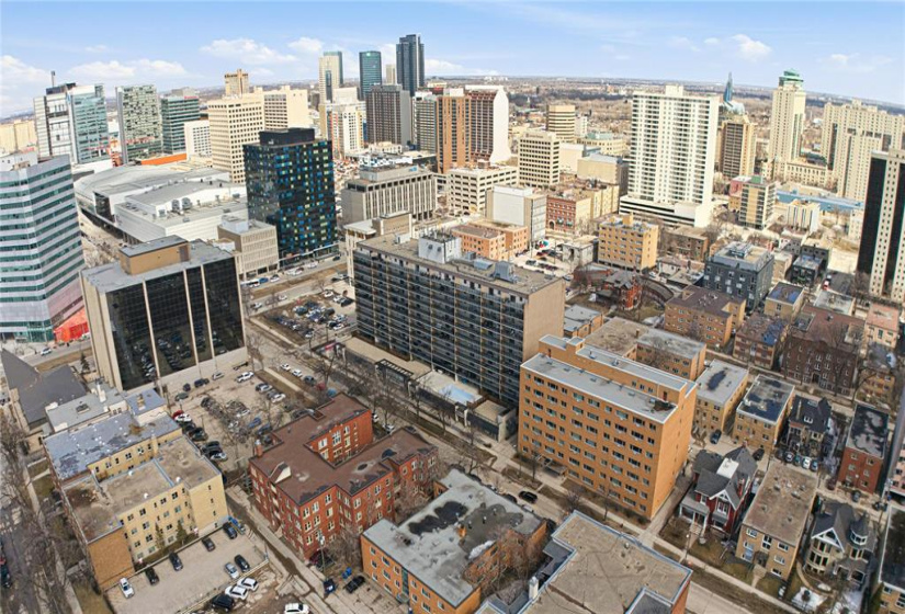 77 Edmonton, 1 Bedroom Bedrooms, 5 Rooms Rooms,1 BathroomBathrooms,Condominium,For Sale,Edmonton