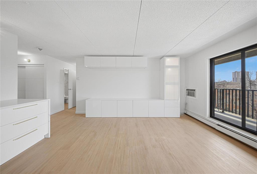 77 Edmonton, 1 Bedroom Bedrooms, 5 Rooms Rooms,1 BathroomBathrooms,Condominium,For Sale,Edmonton