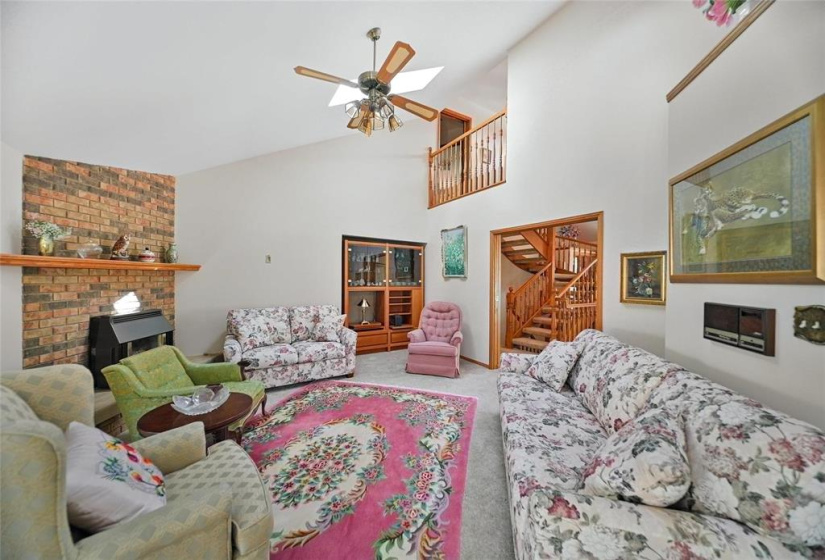 919 Crescent, 3 Bedrooms Bedrooms, 14 Rooms Rooms,3 BathroomsBathrooms,Residential,For Sale,Crescent