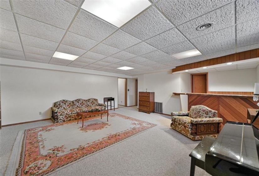 919 Crescent, 3 Bedrooms Bedrooms, 14 Rooms Rooms,3 BathroomsBathrooms,Residential,For Sale,Crescent