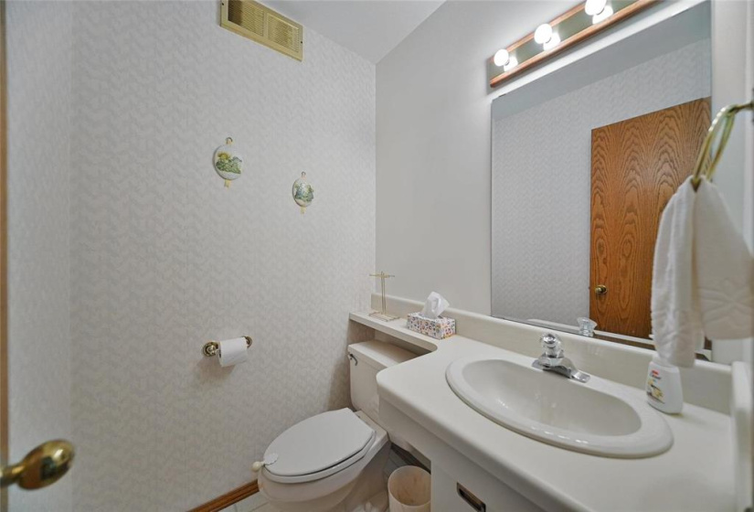 919 Crescent, 3 Bedrooms Bedrooms, 14 Rooms Rooms,3 BathroomsBathrooms,Residential,For Sale,Crescent