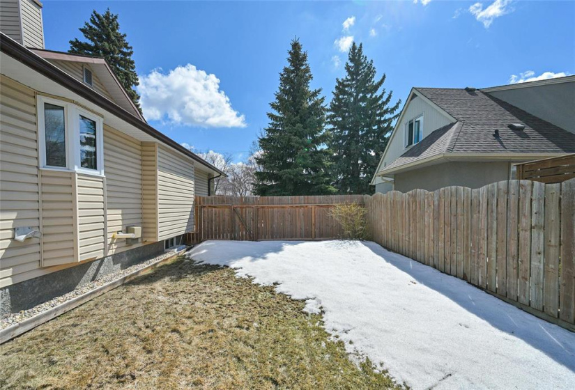 919 Crescent, 3 Bedrooms Bedrooms, 14 Rooms Rooms,3 BathroomsBathrooms,Residential,For Sale,Crescent