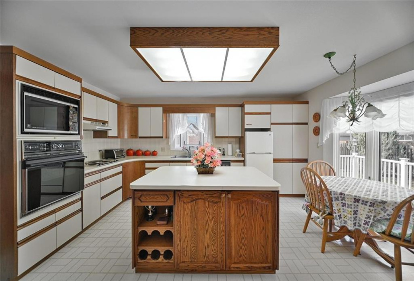 919 Crescent, 3 Bedrooms Bedrooms, 14 Rooms Rooms,3 BathroomsBathrooms,Residential,For Sale,Crescent