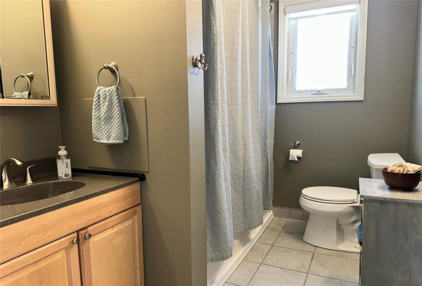 92 Braemar, 3 Bedrooms Bedrooms, 10 Rooms Rooms,1 BathroomBathrooms,Residential,For Sale,Braemar