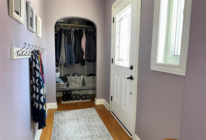 92 Braemar, 3 Bedrooms Bedrooms, 10 Rooms Rooms,1 BathroomBathrooms,Residential,For Sale,Braemar