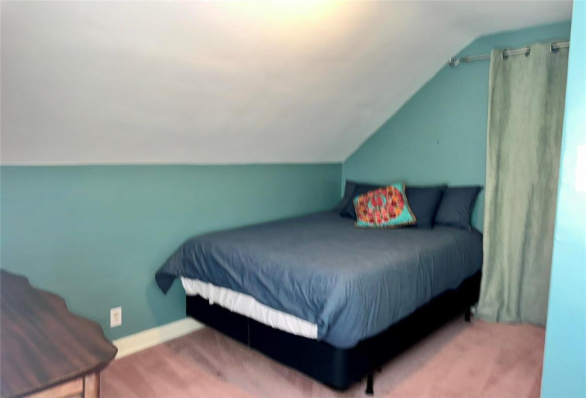 92 Braemar, 3 Bedrooms Bedrooms, 10 Rooms Rooms,1 BathroomBathrooms,Residential,For Sale,Braemar