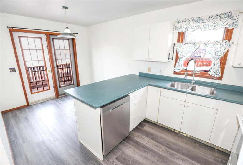 24 Chokecherry, 2 Bedrooms Bedrooms, 9 Rooms Rooms,2 BathroomsBathrooms,Residential,For Sale,Chokecherry