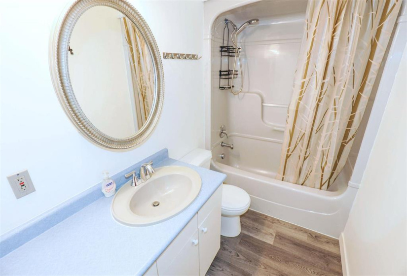 24 Chokecherry, 2 Bedrooms Bedrooms, 9 Rooms Rooms,2 BathroomsBathrooms,Residential,For Sale,Chokecherry