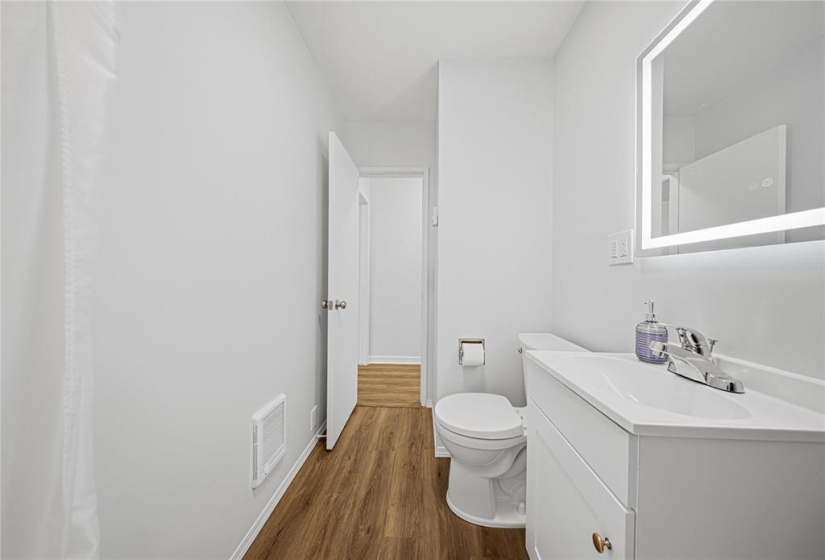 157 Worthington, 3 Bedrooms Bedrooms, 11 Rooms Rooms,2 BathroomsBathrooms,Residential,For Sale,Worthington