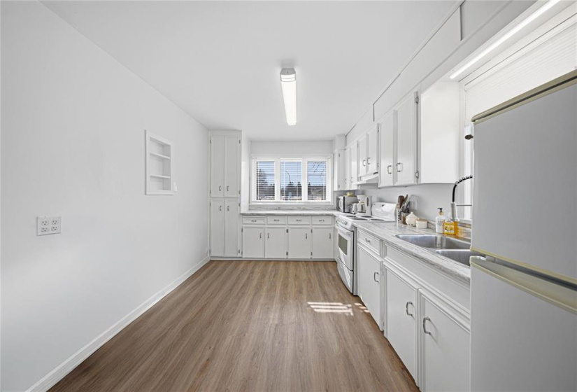 157 Worthington, 3 Bedrooms Bedrooms, 11 Rooms Rooms,2 BathroomsBathrooms,Residential,For Sale,Worthington