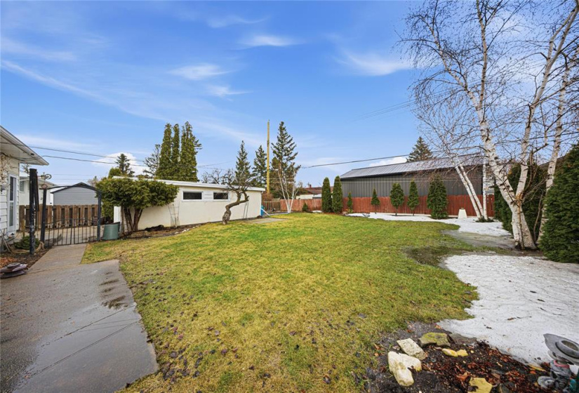 178 Harper, 3 Bedrooms Bedrooms, 11 Rooms Rooms,1 BathroomBathrooms,Residential,For Sale,Harper