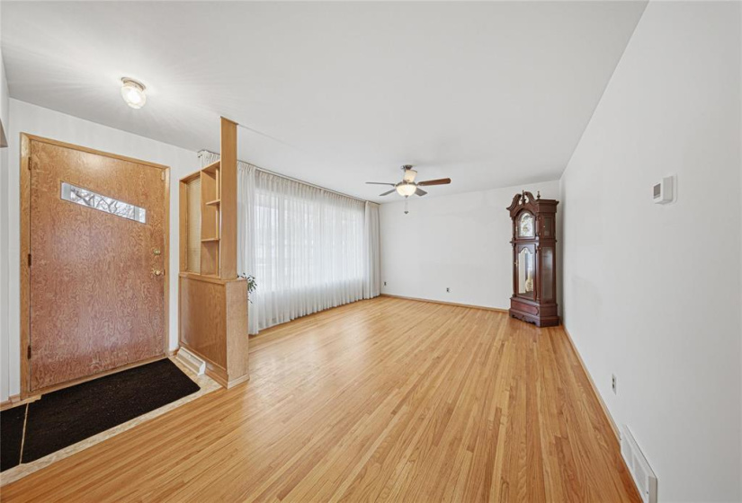 178 Harper, 3 Bedrooms Bedrooms, 11 Rooms Rooms,1 BathroomBathrooms,Residential,For Sale,Harper