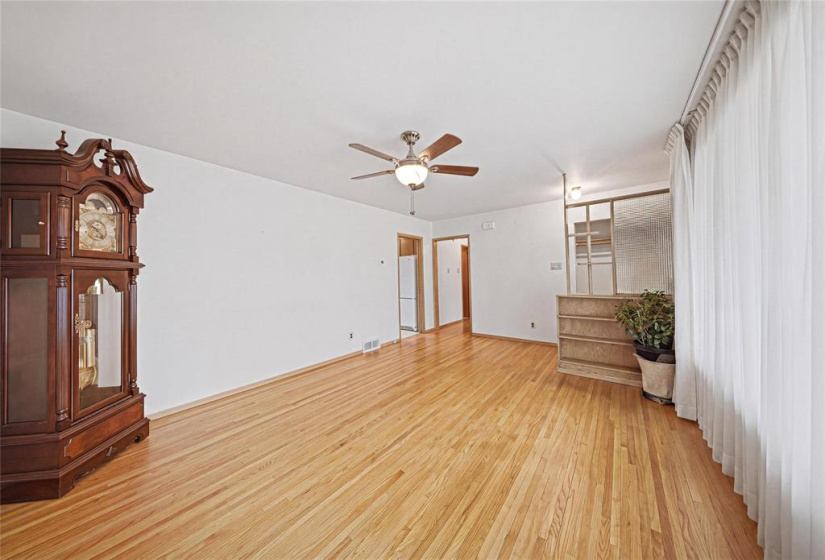 178 Harper, 3 Bedrooms Bedrooms, 11 Rooms Rooms,1 BathroomBathrooms,Residential,For Sale,Harper