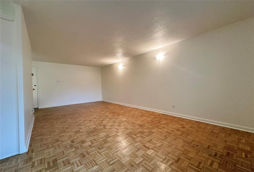 250 Wellington, 1 Bedroom Bedrooms, 5 Rooms Rooms,1 BathroomBathrooms,Condominium,For Sale,Wellington