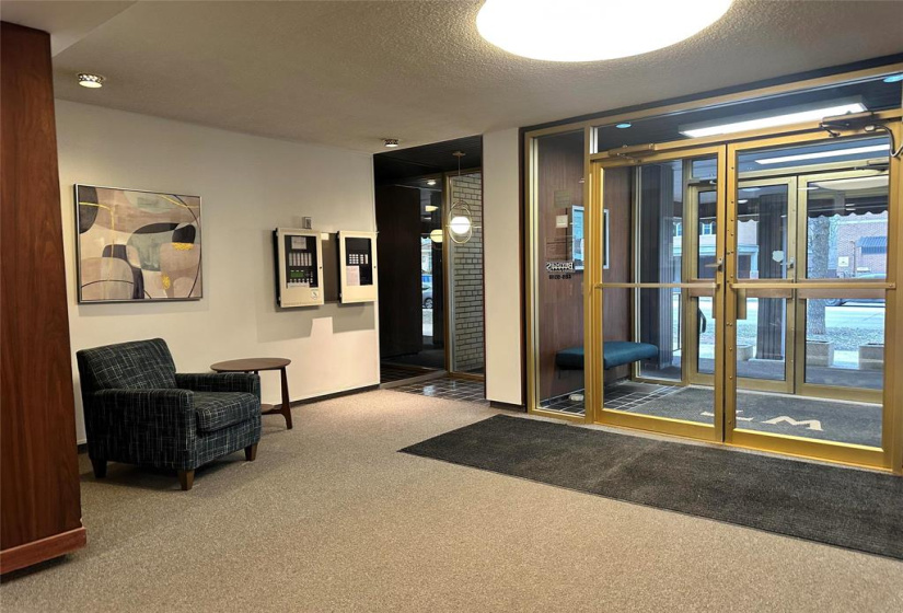 250 Wellington, 1 Bedroom Bedrooms, 5 Rooms Rooms,1 BathroomBathrooms,Condominium,For Sale,Wellington