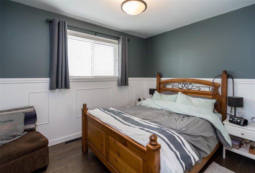 551 Trent, 2 Bedrooms Bedrooms, 9 Rooms Rooms,2 BathroomsBathrooms,Residential,For Sale,Trent