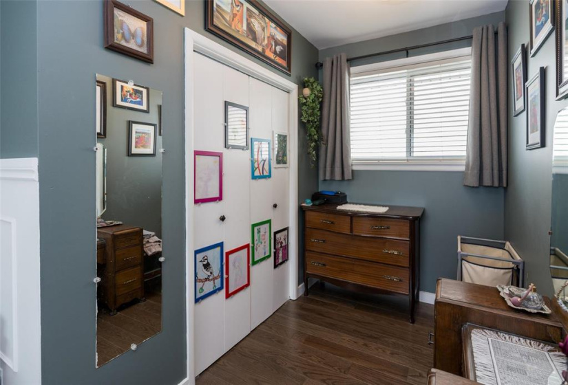 551 Trent, 2 Bedrooms Bedrooms, 9 Rooms Rooms,2 BathroomsBathrooms,Residential,For Sale,Trent