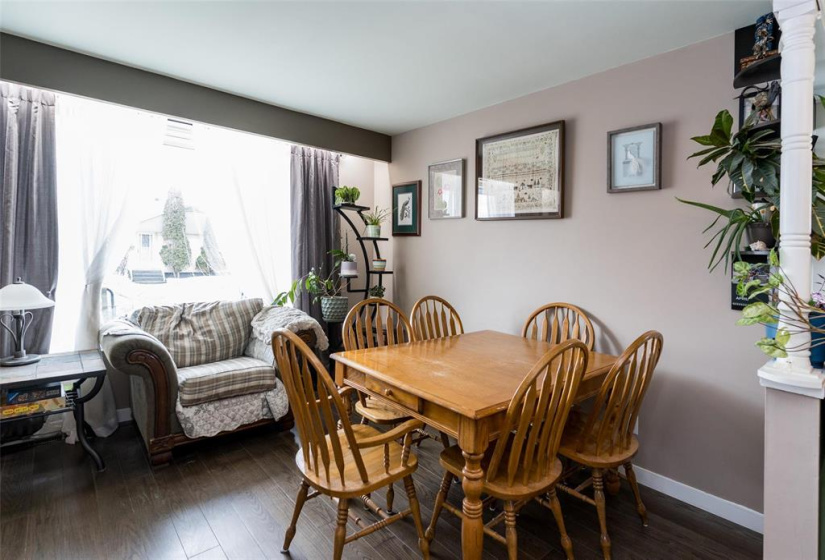 551 Trent, 2 Bedrooms Bedrooms, 9 Rooms Rooms,2 BathroomsBathrooms,Residential,For Sale,Trent