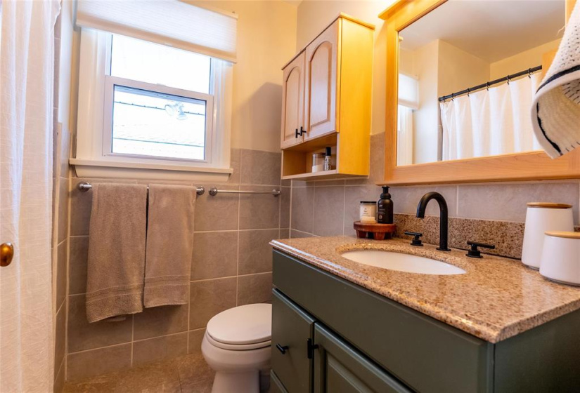 34 Frederick, 3 Bedrooms Bedrooms, 9 Rooms Rooms,1 BathroomBathrooms,Residential,For Sale,Frederick