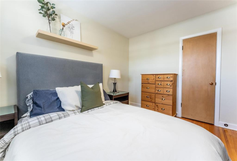 34 Frederick, 3 Bedrooms Bedrooms, 9 Rooms Rooms,1 BathroomBathrooms,Residential,For Sale,Frederick