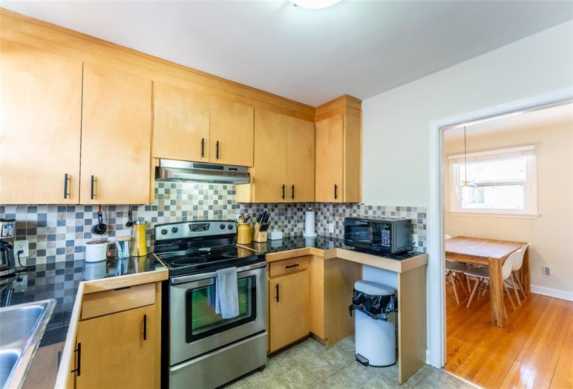 34 Frederick, 3 Bedrooms Bedrooms, 9 Rooms Rooms,1 BathroomBathrooms,Residential,For Sale,Frederick