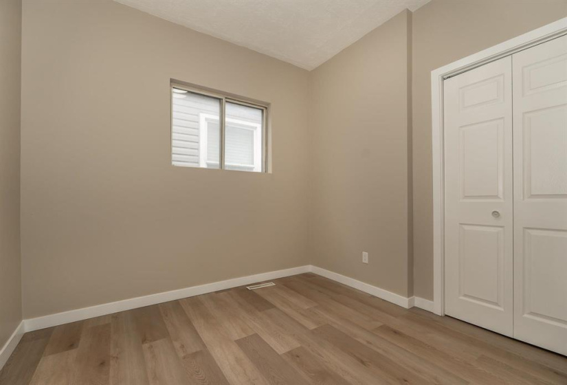 468 Brandon, 2 Bedrooms Bedrooms, 6 Rooms Rooms,1 BathroomBathrooms,Residential,For Sale,Brandon