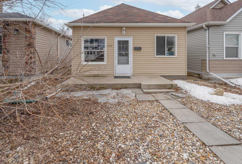 468 Brandon, 2 Bedrooms Bedrooms, 6 Rooms Rooms,1 BathroomBathrooms,Residential,For Sale,Brandon