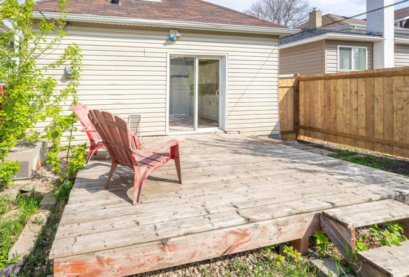 468 Brandon, 2 Bedrooms Bedrooms, 6 Rooms Rooms,1 BathroomBathrooms,Residential,For Sale,Brandon