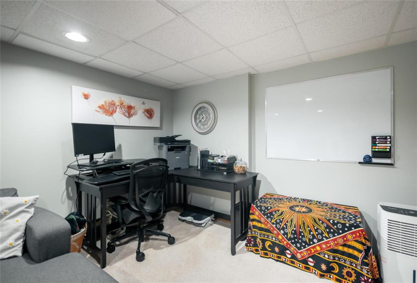 179 Beliveau, 3 Bedrooms Bedrooms, 11 Rooms Rooms,1 BathroomBathrooms,Condominium,For Sale,Beliveau