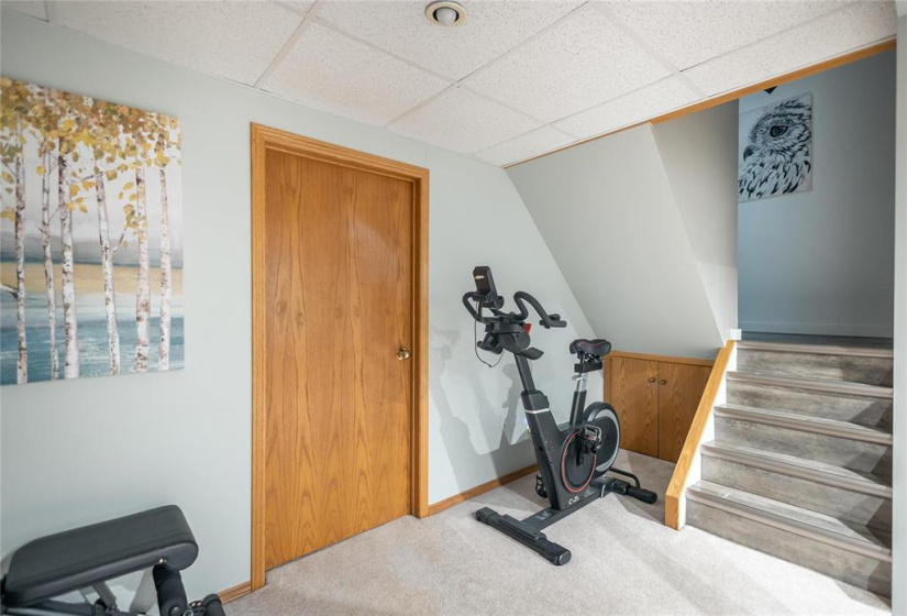 179 Beliveau, 3 Bedrooms Bedrooms, 11 Rooms Rooms,1 BathroomBathrooms,Condominium,For Sale,Beliveau