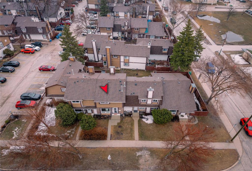 179 Beliveau, 3 Bedrooms Bedrooms, 11 Rooms Rooms,1 BathroomBathrooms,Condominium,For Sale,Beliveau