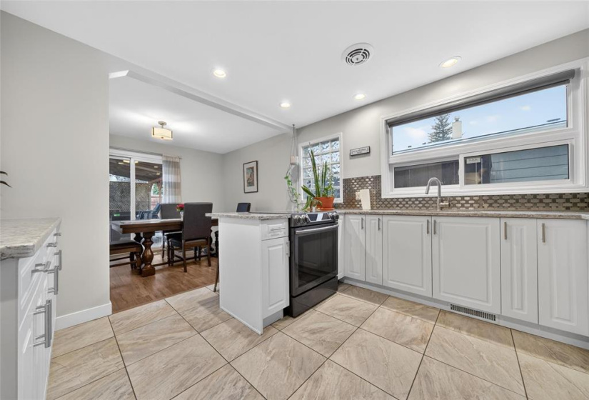 84 Wordsworth, 3 Bedrooms Bedrooms, 11 Rooms Rooms,1 BathroomBathrooms,Residential,For Sale,Wordsworth