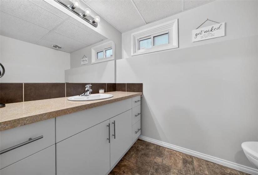 84 Wordsworth, 3 Bedrooms Bedrooms, 11 Rooms Rooms,1 BathroomBathrooms,Residential,For Sale,Wordsworth