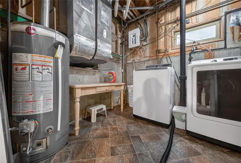 84 Wordsworth, 3 Bedrooms Bedrooms, 11 Rooms Rooms,1 BathroomBathrooms,Residential,For Sale,Wordsworth