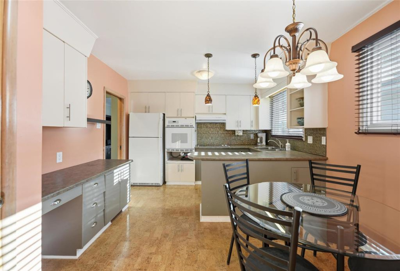 Lovely breakfast nook/dining area.