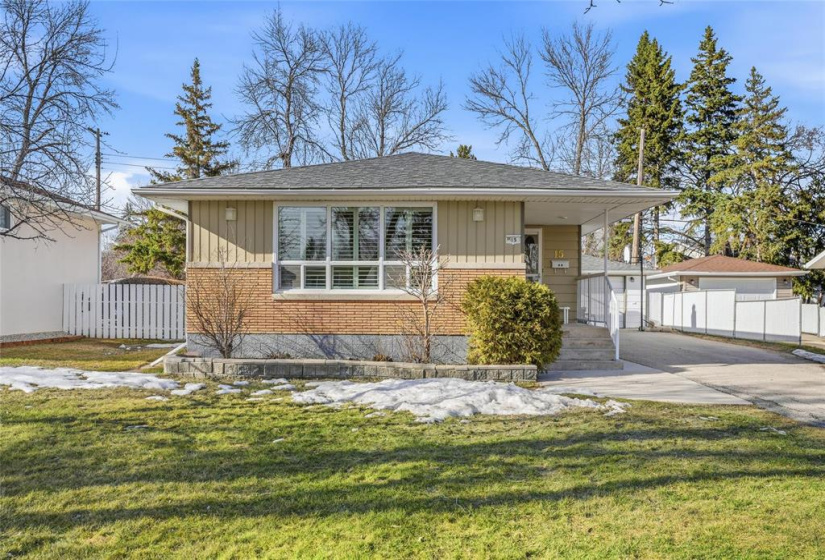 Welcome to 15 Thackeray Avenue!