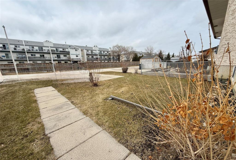 20 Whiteway, 2 Bedrooms Bedrooms, 5 Rooms Rooms,1 BathroomBathrooms,Residential,For Sale,Whiteway