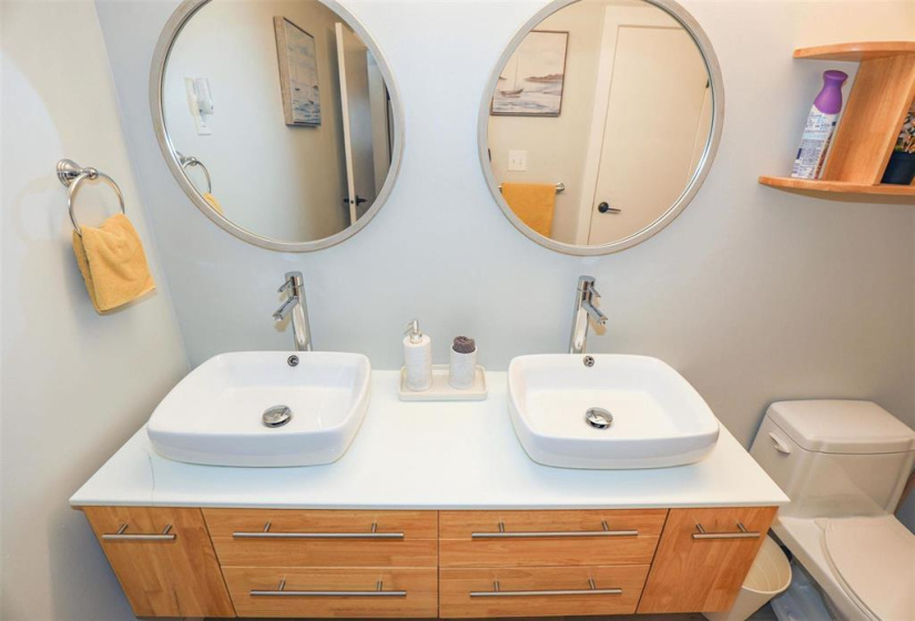 173 Victor Lewis, 2 Bedrooms Bedrooms, 7 Rooms Rooms,1 BathroomBathrooms,Condominium,For Sale,Victor Lewis