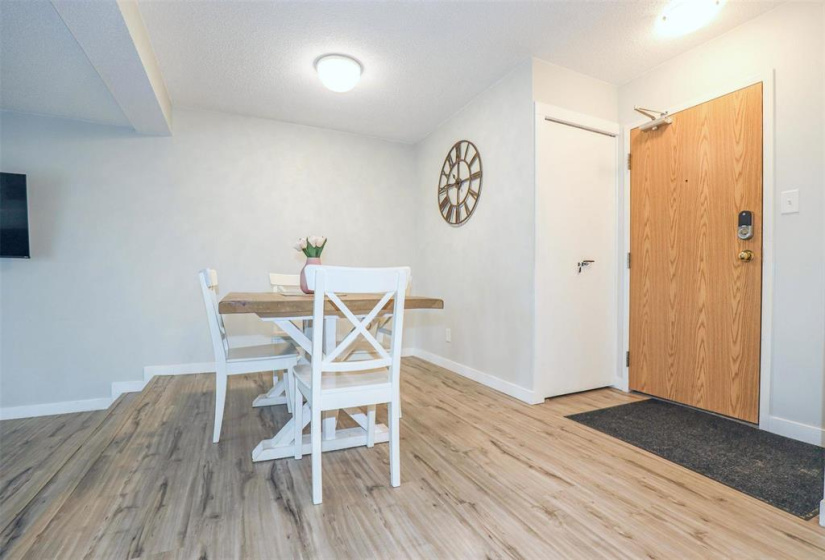 173 Victor Lewis, 2 Bedrooms Bedrooms, 7 Rooms Rooms,1 BathroomBathrooms,Condominium,For Sale,Victor Lewis