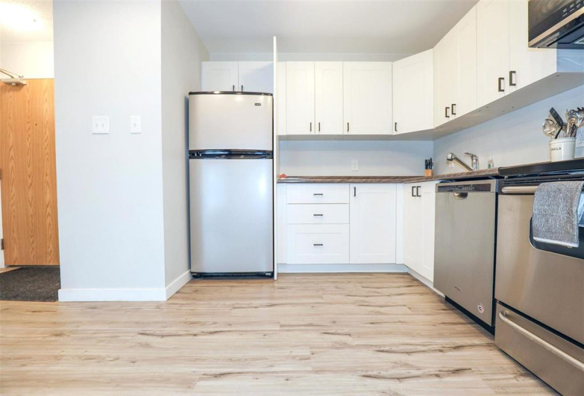 173 Victor Lewis, 2 Bedrooms Bedrooms, 7 Rooms Rooms,1 BathroomBathrooms,Condominium,For Sale,Victor Lewis