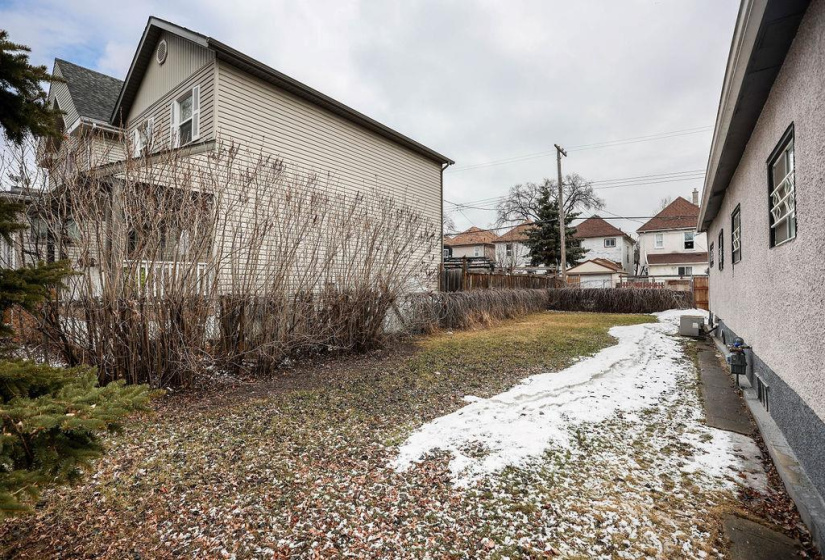 395 Toronto, 3 Bedrooms Bedrooms, 7 Rooms Rooms,1 BathroomBathrooms,Residential,For Sale,Toronto