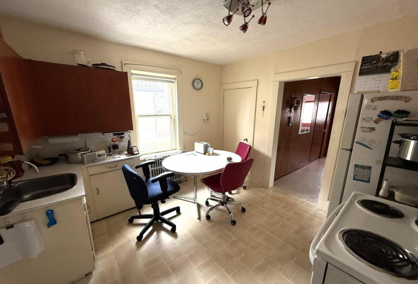 54 Regal, 1 Bedroom Bedrooms, 5 Rooms Rooms,1 BathroomBathrooms,Residential,For Sale,Regal