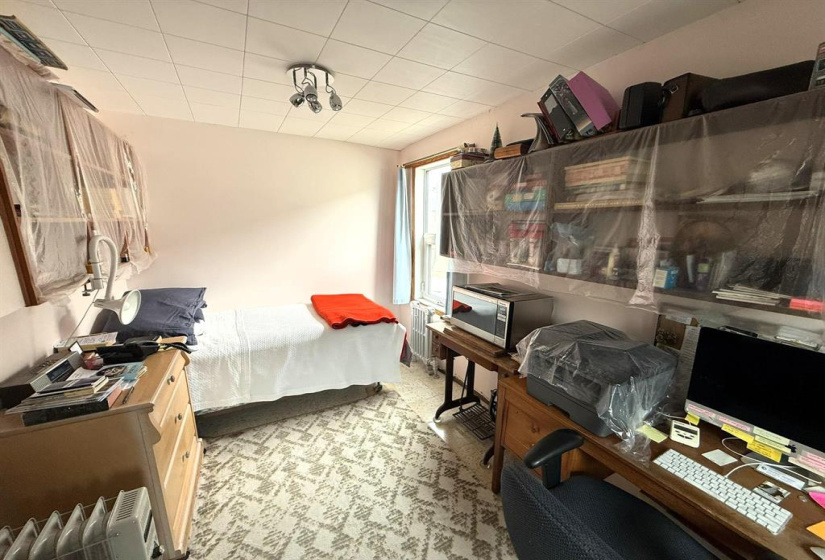 54 Regal, 1 Bedroom Bedrooms, 5 Rooms Rooms,1 BathroomBathrooms,Residential,For Sale,Regal