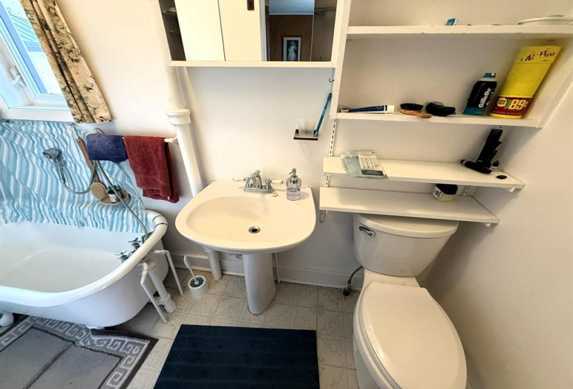 54 Regal, 1 Bedroom Bedrooms, 5 Rooms Rooms,1 BathroomBathrooms,Residential,For Sale,Regal