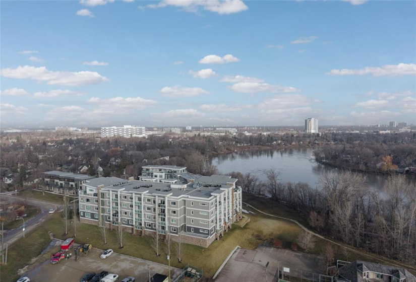 755 North, 2 Bedrooms Bedrooms, 7 Rooms Rooms,2 BathroomsBathrooms,Condominium,For Sale,North