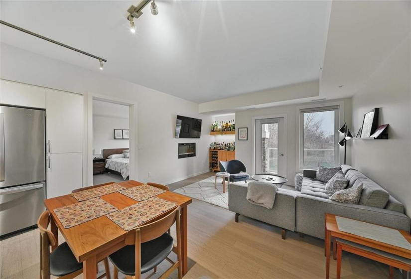 755 North, 2 Bedrooms Bedrooms, 7 Rooms Rooms,2 BathroomsBathrooms,Condominium,For Sale,North