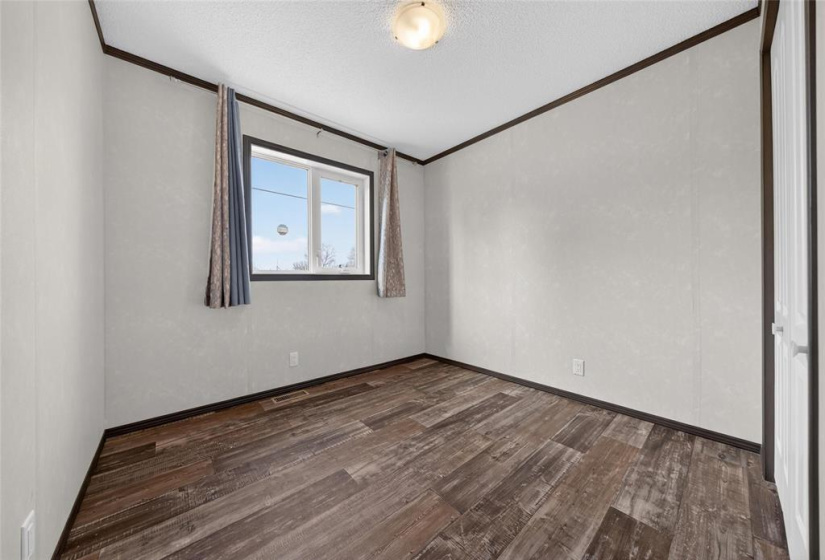 412 Seine, 3 Bedrooms Bedrooms, 9 Rooms Rooms,2 BathroomsBathrooms,Residential,For Sale,Seine