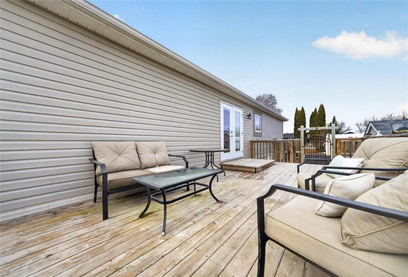 412 Seine, 3 Bedrooms Bedrooms, 9 Rooms Rooms,2 BathroomsBathrooms,Residential,For Sale,Seine