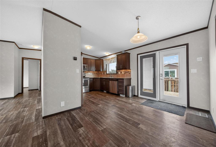 412 Seine, 3 Bedrooms Bedrooms, 9 Rooms Rooms,2 BathroomsBathrooms,Residential,For Sale,Seine